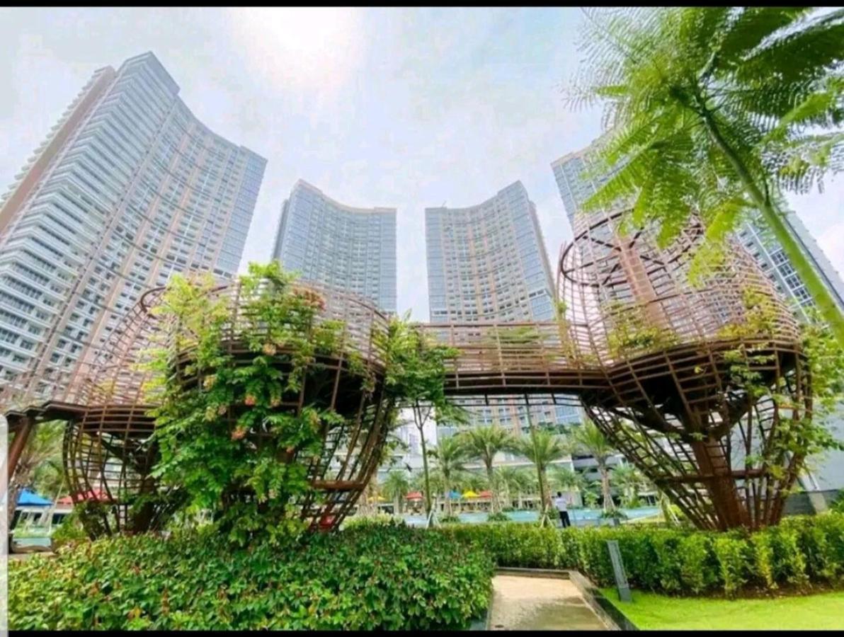 Studio Sea View Apartment At Gold Coast Pik By Mysweethome Cakarta Dış mekan fotoğraf