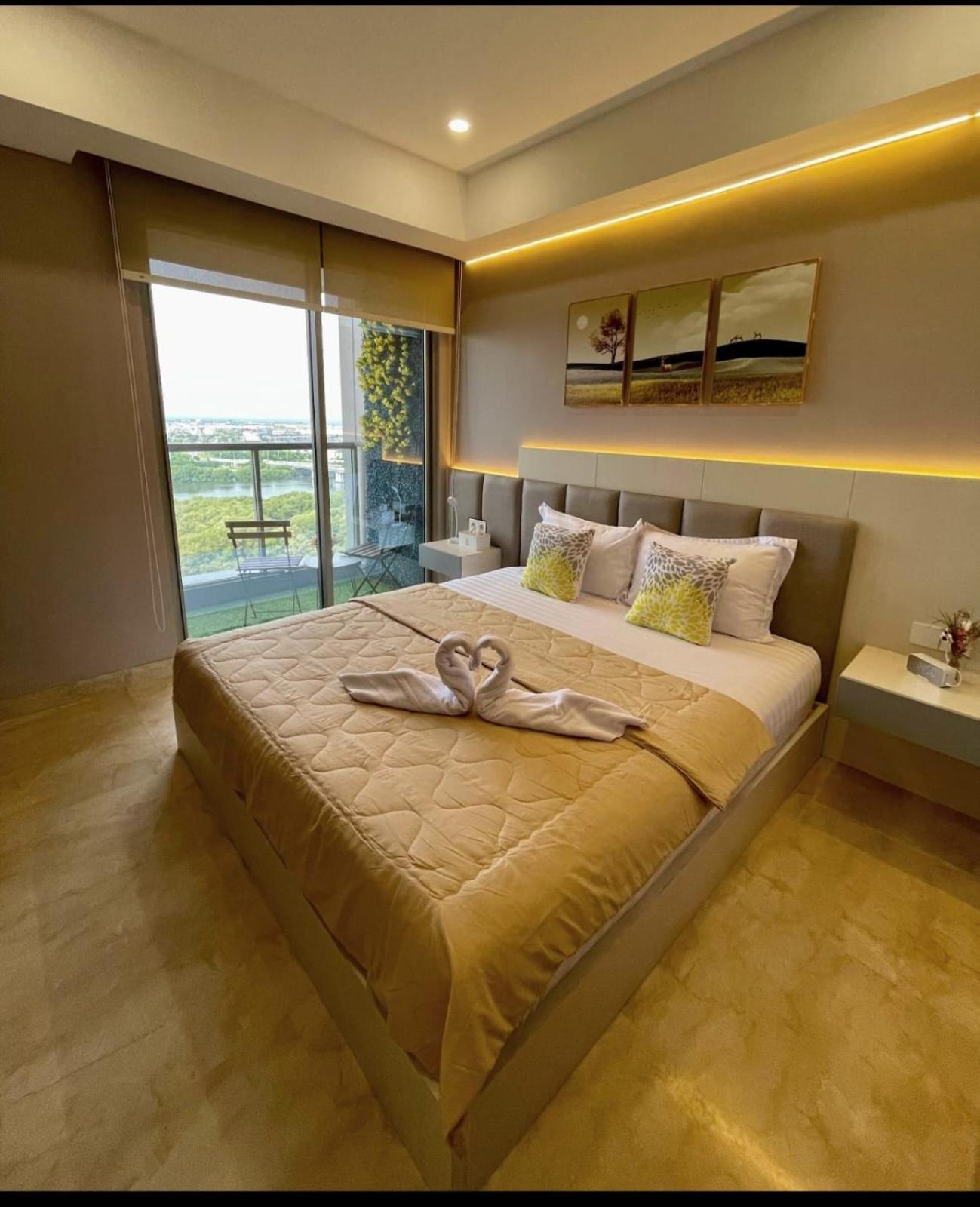 Studio Sea View Apartment At Gold Coast Pik By Mysweethome Cakarta Dış mekan fotoğraf